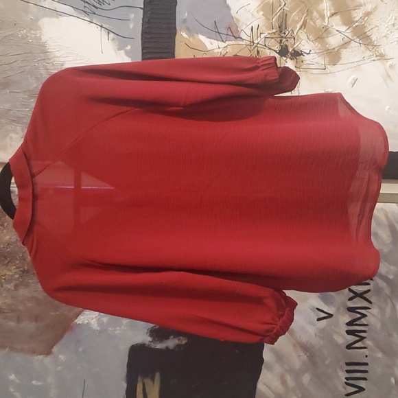 NWT Express Hidden Button Down Top RED Women Small - Picture 2 of 6